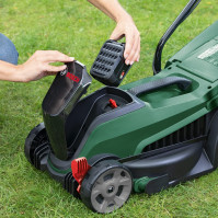 Bosch Home and Garden Akumulátorová sekačka na trávu Bosch CityMower 18V-32-300 (systém 18 V, systém P4A, 1x akumulátor 4,0 Ah,