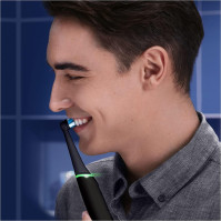 Oral-B iO Series 6 dobíjecí měkký elektrický zubní kartáček Cestovní snímač polohy 1 kartáček a 1 prémiová cestovní taška, BT