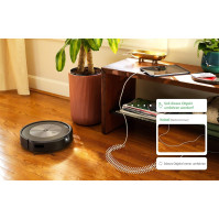 iRobot Roomba j7+ (j7556) vakuový robot s podporou WiFi s automat. Odsávací stanice, detekce a vyhýbání se objektům