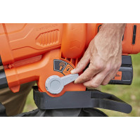 Black+Decker Vysavač na listí, foukací zařízení s drtičem BCBLV3625L1 (45l pytel na listí, bezkartáčový motor, 210 km/h)