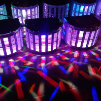 Led pohyblivá hlava, RGBW disco party osvětlení, 100-240V 7 kanálů, Hlasové ovládání/Automatické ovládání/Nastavení rychlosti