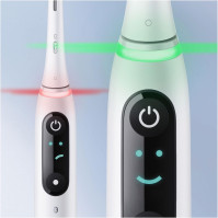 Oral-B Elektrický zubní kartáček Ricaricabile iO 8 Edizione Limitata bílý, revoluční magnetická technologie, barevný