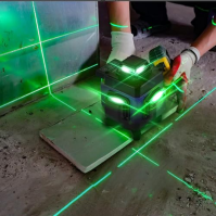 Křížový laser se stativem, 16řádková laserová vodováha IP54 vodováha 360° křížový laser samonivelační +1,5M stativ +2400mAh bate