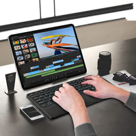 Klávesnice bluetooth pro tablety s touchpadem Podsvícená dobíjecí QWERTZ klávesnice Bezdrátová klávesnice se 7 barvami